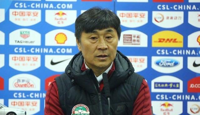 他们用“爬飞车”、“搞机枪”、“闯火车”、“炸桥梁”，以命相拼，为抗日的胜利牺牲自己的生命。